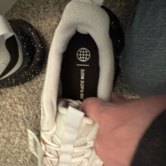 New Adidas Alphabounce+ Bounce Mens Running Shoes Sz 11 White Black Sneakers - Picture 11 of 14